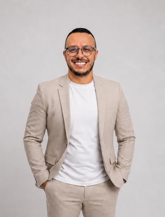 Adriano Junior